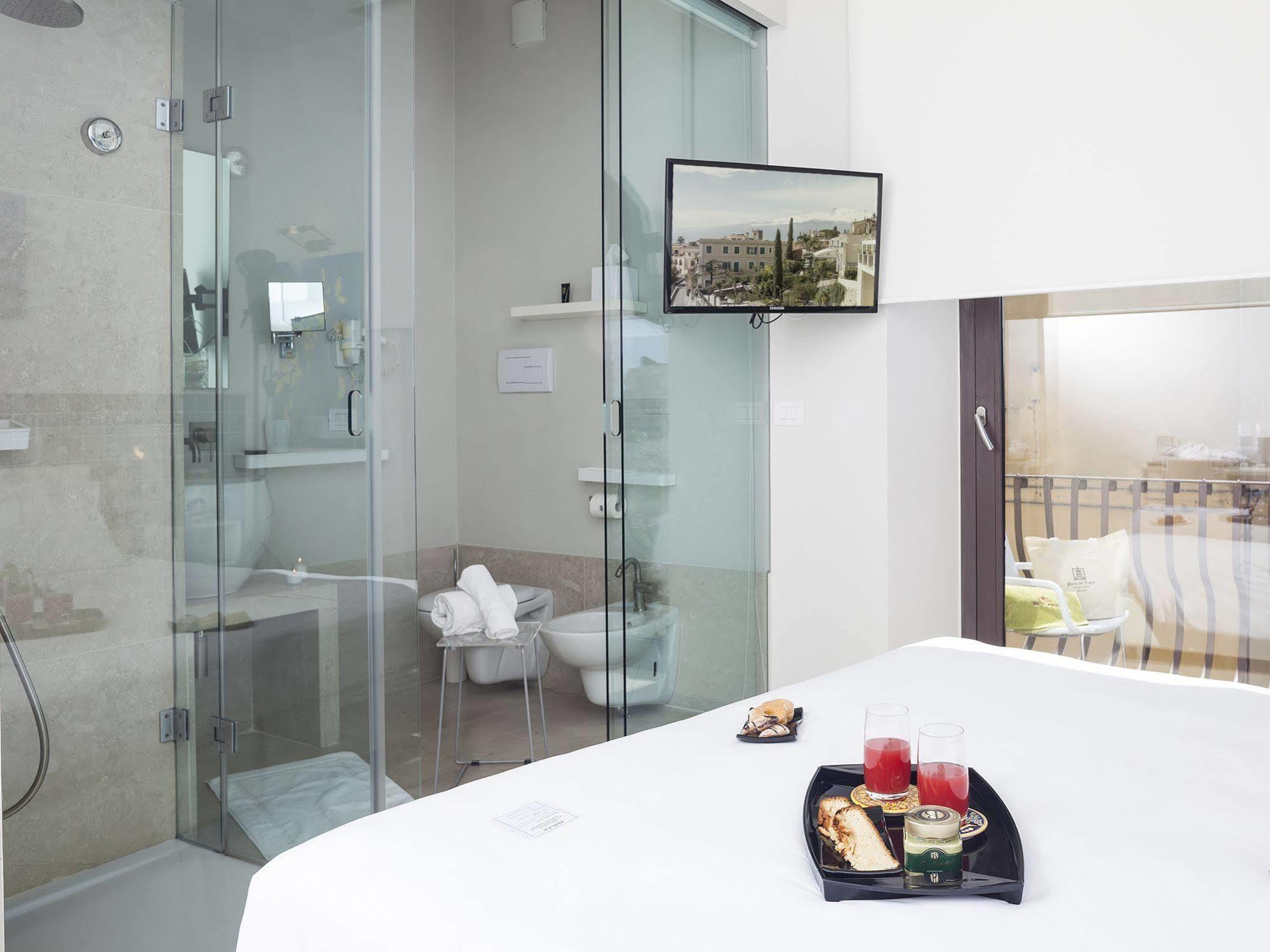 ปอร์ตา เดล ตอกโก ดีไซน์ รูม Hotel ตาออร์มินา ภายนอก รูปภาพ